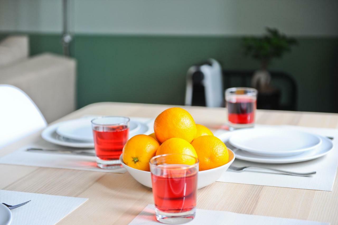 Pop The Cork In By Misha's Place 5b Apartment Lissabon